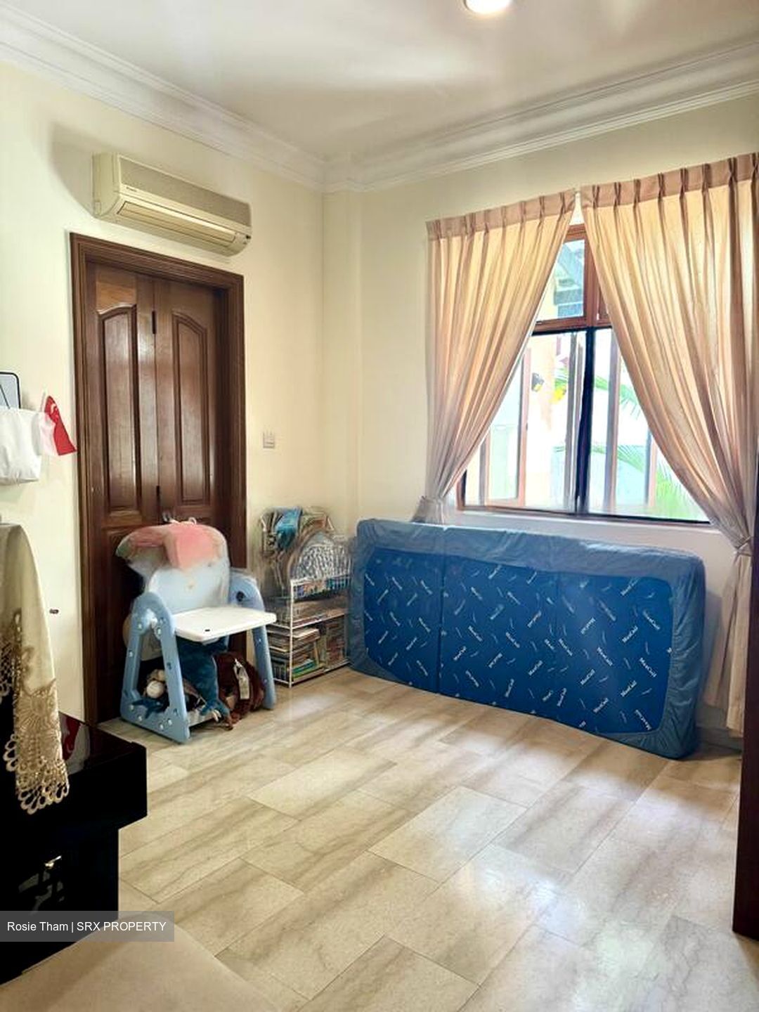 Eng Kong Park (D21), Terrace #458509971